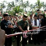 Kasdam IX/Udayana Tutup TMMD Ke-98 Di Kabupaten Lotim