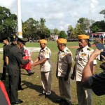 Hari Pahlawan Dandim  Ketua Pengadilan Dan Sekda Serahkan Bantuan Kepada Veteran