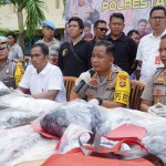 Police Resnarkoba Sat with the Bali Police CTOC Task Force Arrest Gorilla Tobacco Dealers.