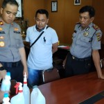 Polsek Kuta Utara Marzel, Gandeng Pihak Kecamatan Dalam Mencegah Virus Corona.