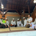 Kompol Ni Putu Utariani, Mengajak Personil, Doa Salah Satu Formula Cegah Virus Corona.