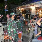 Dampak Covid-19, Patroli Gabungan Kodim Bersama Satpol PP Buleleng, Ke Sejumlah Tempat Umum.