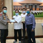 Polda Bali Berbagi Kasih Dengan Direktur RSUD Bali Mandara
