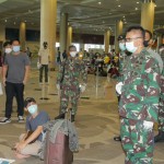 Pangkogasgabpad Pantau Langsung di Bandara, Kedatangan PMI Via Udara Dan Laut.