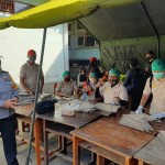 Polwan dan PNS Polres Bangli Bantu Kegiatan Dapur Umum di Serokadan Susut
