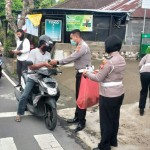 Bersama Anggota Ketua Bhayangkari Cabang Badung Salurkan Bantuan Sembako