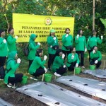 Persit KCK Klungkung Tanam Bibit Argomulya, Manfaatkan Lahan Kosong.