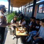 Anggota Lakukan Pendisiplinan Prokes di Coffe Shop TeguKopi Kintamani