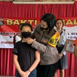 Kompol Utari, Sambut HUT Polwan Ke -72 Dengan Berbagi Kasih.