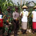 Bhabinkamtibmas Desa Angantaka, Ajak Warga Tetap Disiplin Prokes