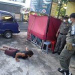 Satu Orang di Denda Lantaran Tidak Gunakan Masker, Saat Razia.