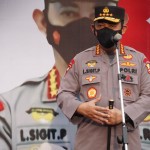 Kapolri Minta Tracing dan Testing Diperkuat, Tinjau Vaksinasi 1.300 Karyawan Tekstil.