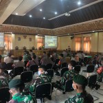 Seluruh Bhabinkamtibmas Polsek Bersama Baja Mengikuti Zoom Meeting.