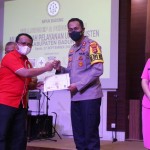 Kapolres Badung Sumbangkan Sembako Kepada Gereja Elim Tabernakel