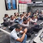 Tingkatkan Srada Bhakti Kepada Sang Pencipta Polsek Kuta Utara Lakukan Sembahyang Bersama.