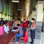 Waka Polsek Mengwi Atensi Kegiatan Vaksinasi di SMP N 4 Mengwi