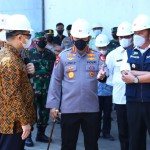 Tinjau Pabrik di Palembang, Kapolri Minta Produksi Minyak Curah Ditingkatkan