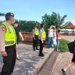 Wakapolsek Abiansemal sambangi Objek Wisata Sangeh.