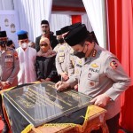 Waka Polri Letakan Batu Pertama Pembangunan Masjid di Kediri