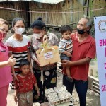 Kapolres Badung Dampingi Ketua Bhayangkari Cabang Badung Melaksanakan Bhakti Sosial