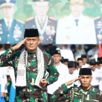 Lead the National Santri Day Ceremony in Bima, Pangdam: TNI is Inseparable from Santri