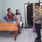 Bhabinkamtibmas Kerobokan Kaja Amankan Ibadah Natal di Gereja Kalam Kudus