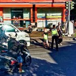 Beri Rasa Aman Personil Lalu Lantas Sebrangkan WNA