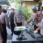 Wakapolres Badung Laksanakan Pengecekan Senjata Api Inventaris