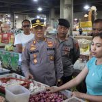 Kapolres AKBP Teguh Priyo Wasono Turun Langsung Cek Harga Bapokting