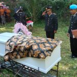 Bentuk Penghormatan Terakhir, Polsek Abiansemal Gelar Upacara Perabuan Secara Dinas Kepolisian