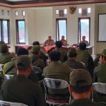 Kasat Binmas Jum’at Curhat di Kantor Desa Buduk