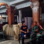 Cegah Potensi Gangguan, Bhabinkamtibmas Polsek Denbar Lakukan Sambang Desa Binaan