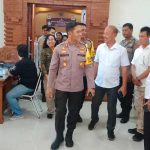 Kapolres Badung AKBP Teguh Priyo Wasono Pantau Rapat Pleno PPK Kuta Utara