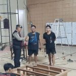 Blue Light Patrol Samapta Polsek Kuta Utara Sambangi  Tempat Pembuatan Ogoh Ogoh