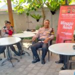 Kegiatan Minggu Kasih  Polsek Kuta Bersama Penjaga Gereja GKY Jalin Komunikasi Kamtibmas