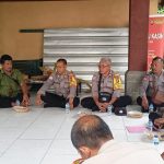 Minggu Kasih Di Pasar Waringin Anggabaye: Polsek Dentim Mendengar, Memahami Dan Merespon