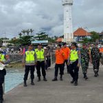 Pulau Nusa Penida Ramai Kunjungan Wisatawan, Polres Klungkung Siagakan Personel Amankan Kegiatan