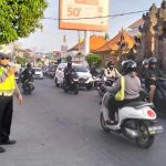 Polsek Kuta Utara Sebar Anggotanya Di Titik  Rawan Macet Setiap Pagi Hari