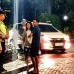 Jaga Harkamtibmas Malam Hari, Polsek Denbar Kontinyu Gelar Bluelight Patrol