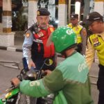Upaya preventif dan preemtif Polsek Kutsel jaga  kamtibmas kondusif  Jelang WWF 2024 dengan KRYD Blue Light Patrol