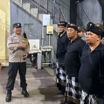 Selesai apel dilanjutkan patroli dengan sasaran rumah kos di seputaran jalan Diponegoro Gang II