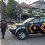 UKL Polsek Kuta Utara Lakukan Blue Light Patrol  Cegah Aksi Premanisma Di Jalan Gatsu Barat.