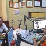 Hallo Kamtibmas, Kasat Reskrim Polres Klungkung Jadi Narasumber di Radio Srinadi 99,7 FM