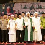 Kapolres Bersama Ketua Bhayangakari Cabang Klungkung Hadiri Tabligh Akbar dan Halal Bihalal yang di isi oleh Ustadz Das’ad latif