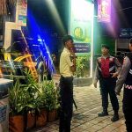 Ipda Kobarawan Pimpin Blue Light Patrol Sambangi ATM Di Jalan Raya  Canggu
