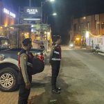 Polsek Kuta Utara  Blue Light Patrol  Jamin Keamanan Wisatawan Saat Subuh.