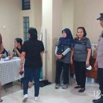 Hadir Diposyandu, Bhabinkamtibmas Polsek Denbar Dan Babinsa Sempatkan Beri Pesan Kamtibmas Kewarga