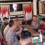 Bahas Isu Keamanan: Polsek Dentim Adakan Minggu Kasih di Desa Sumerta Kelod