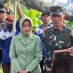 Pangdam Bersama Masyarakat Panen Madu Program Unggulan Kodim 1617/Jembrana