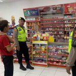 Cegah Aksi Kejahatan Pada Toko Modern, Patroli Biru Polsek Abiansemal Sambangi Alfamart